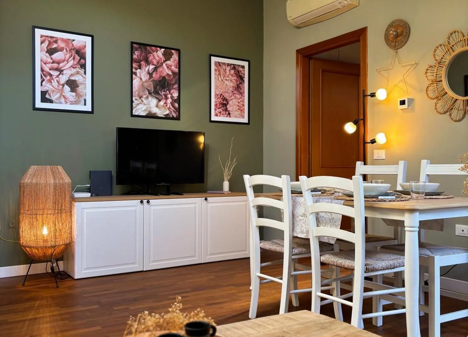 Maison Mezzanotte Mansarda Chic In Centro Con Parcheggio Privato Ravenna
