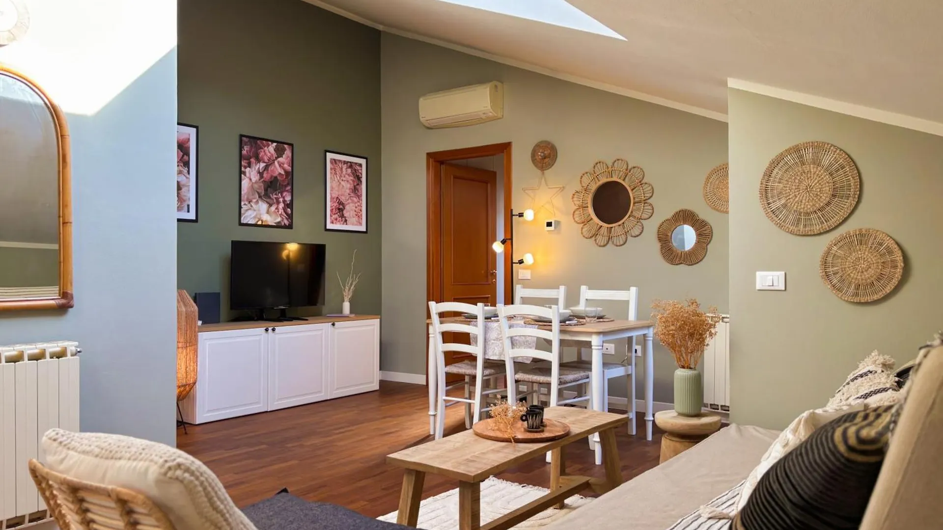 Maison Mezzanotte Mansarda Chic In Centro Con Parcheggio Privato Ravenna İtalya